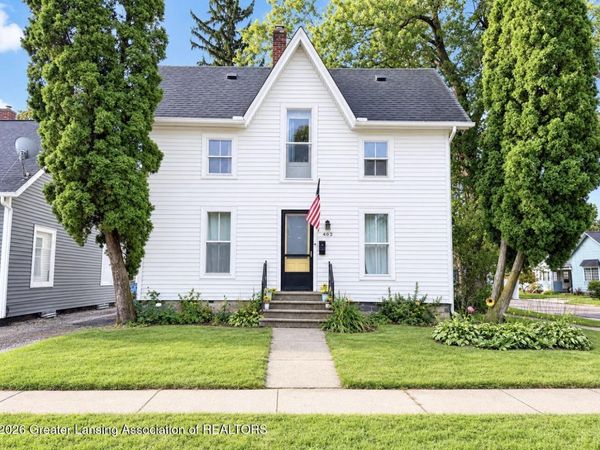 402 E Henry Street, Charlotte, MI 48813