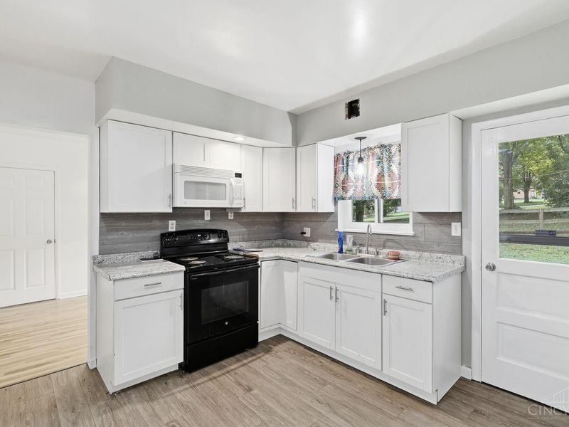 5501 Vonderhaar Court, Fairfield, OH 45014 Photo 8