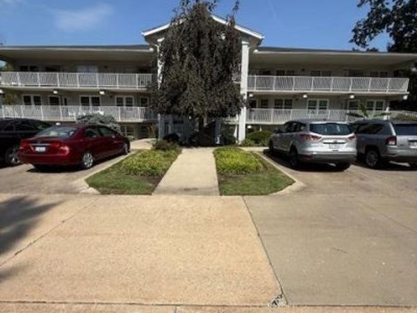 7650 Cheviot Road, Unit 312, Colerain Twp, OH 45247