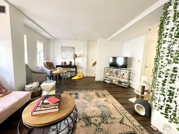 1 Pine St, Unit B, Boston, MA 02111