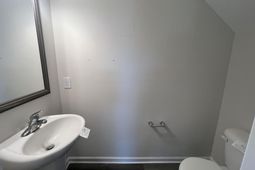 33 Ridge Circle Drive  photo 4
