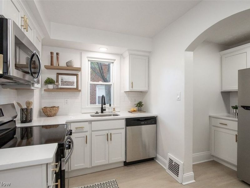 3704 W 140th Street, Cleveland, OH 44111 Photo 14