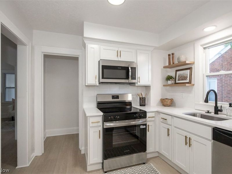 3704 W 140th Street, Cleveland, OH 44111 Photo 15
