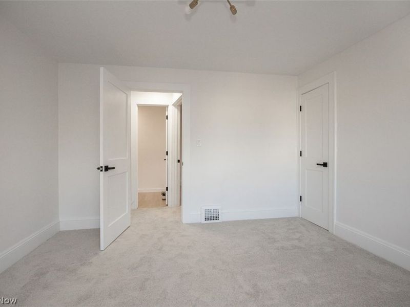3704 W 140th Street, Cleveland, OH 44111 Photo 22