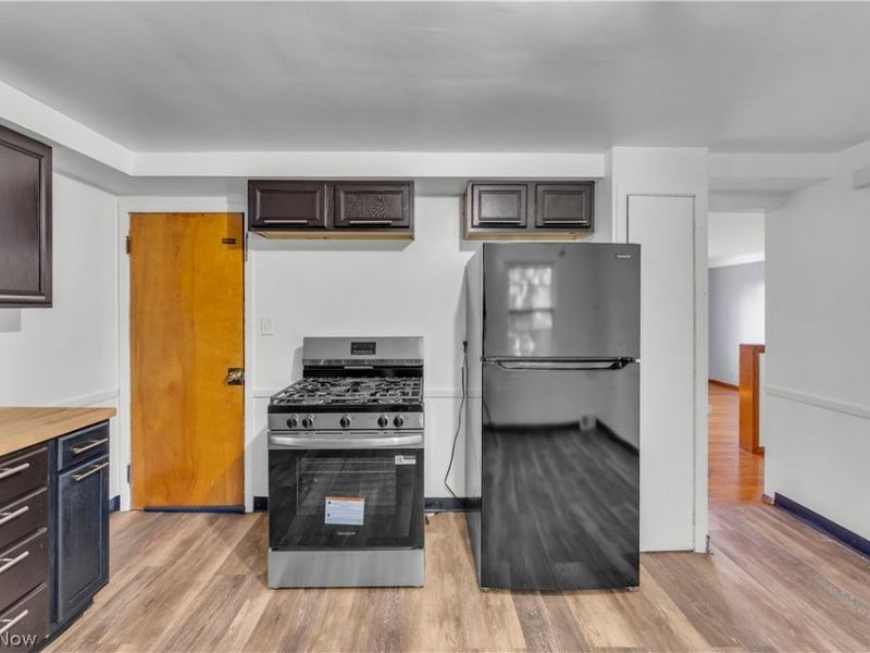 77 Solon Road, Unit 2/UP, Bedford, OH 44146 Photo 11