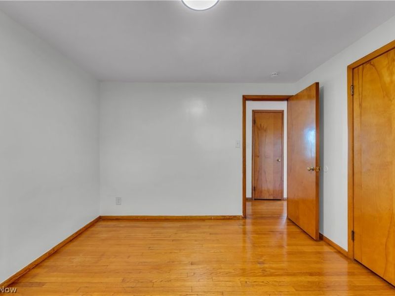 77 Solon Road, Unit 2/UP, Bedford, OH 44146 Photo 18