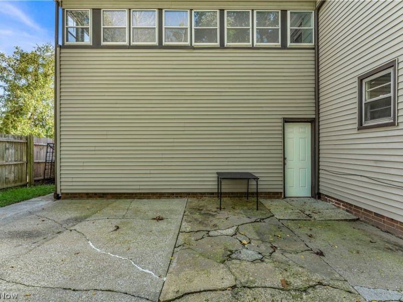 77 Solon Road, Unit 2/UP, Bedford, OH 44146 Photo 22