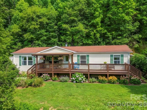 245 Merry Way , Clyde, NC 28721