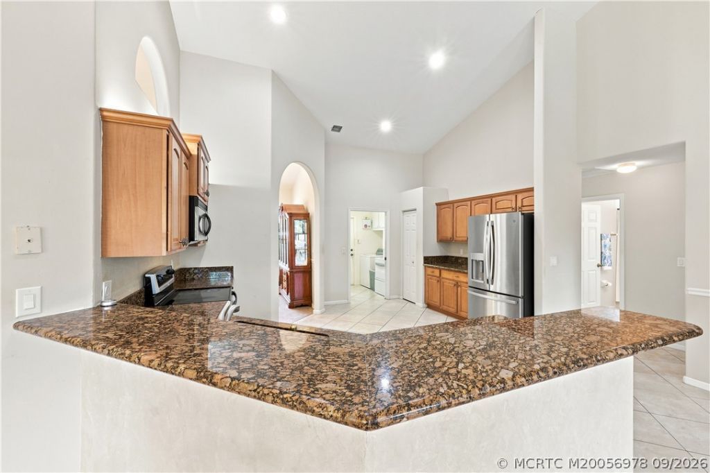 4081 SE Newton Street , Stuart, FL 34997 Photo