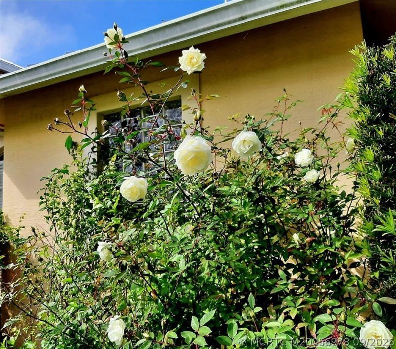 4081 SE Newton Street , Stuart, FL 34997 Photo