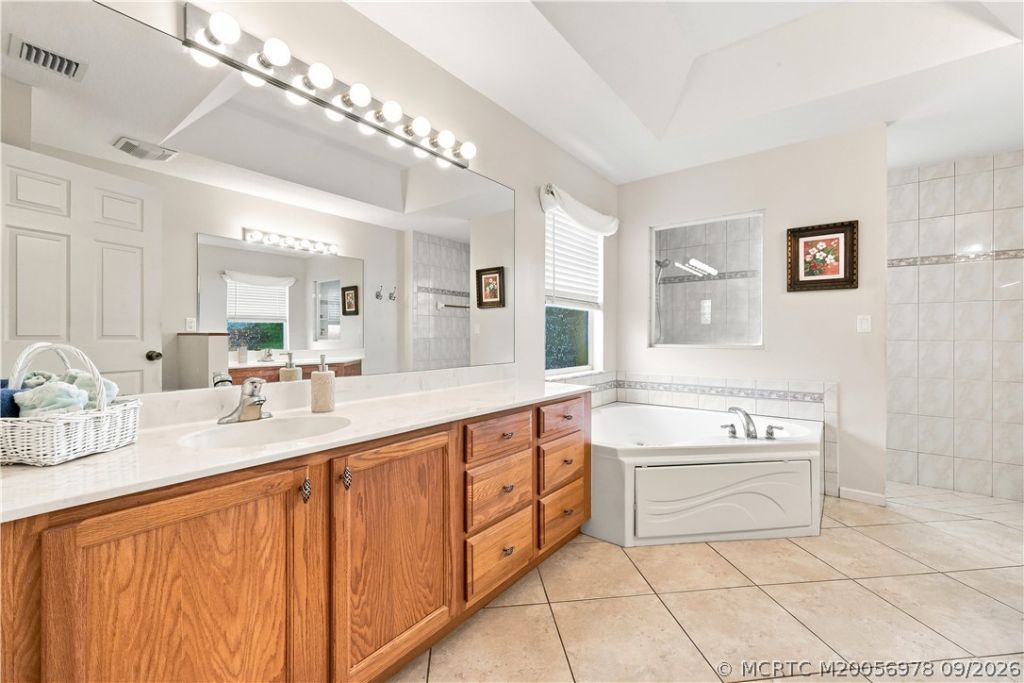 4081 SE Newton Street , Stuart, FL 34997 Photo