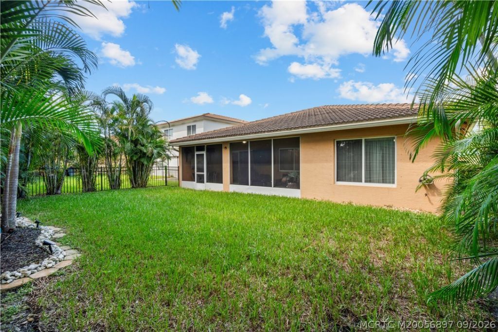1952 SW Jamesport Drive, Port Saint Lucie, FL 34953 Photo