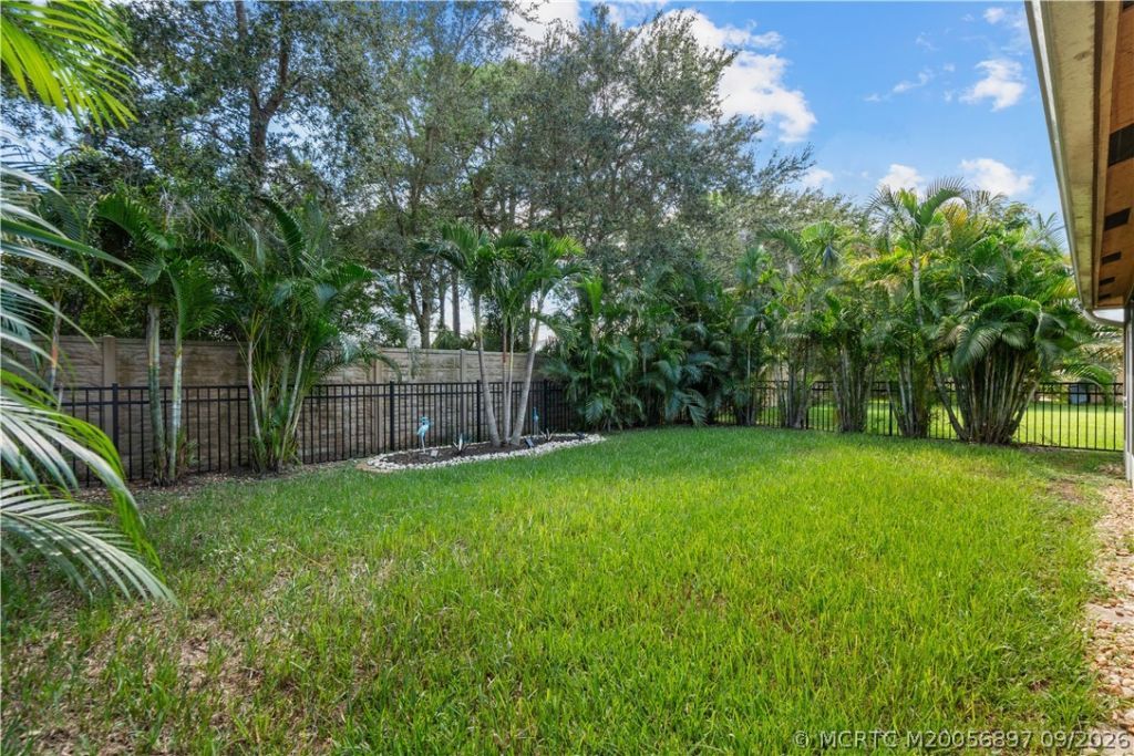 1952 SW Jamesport Drive, Port Saint Lucie, FL 34953 Photo