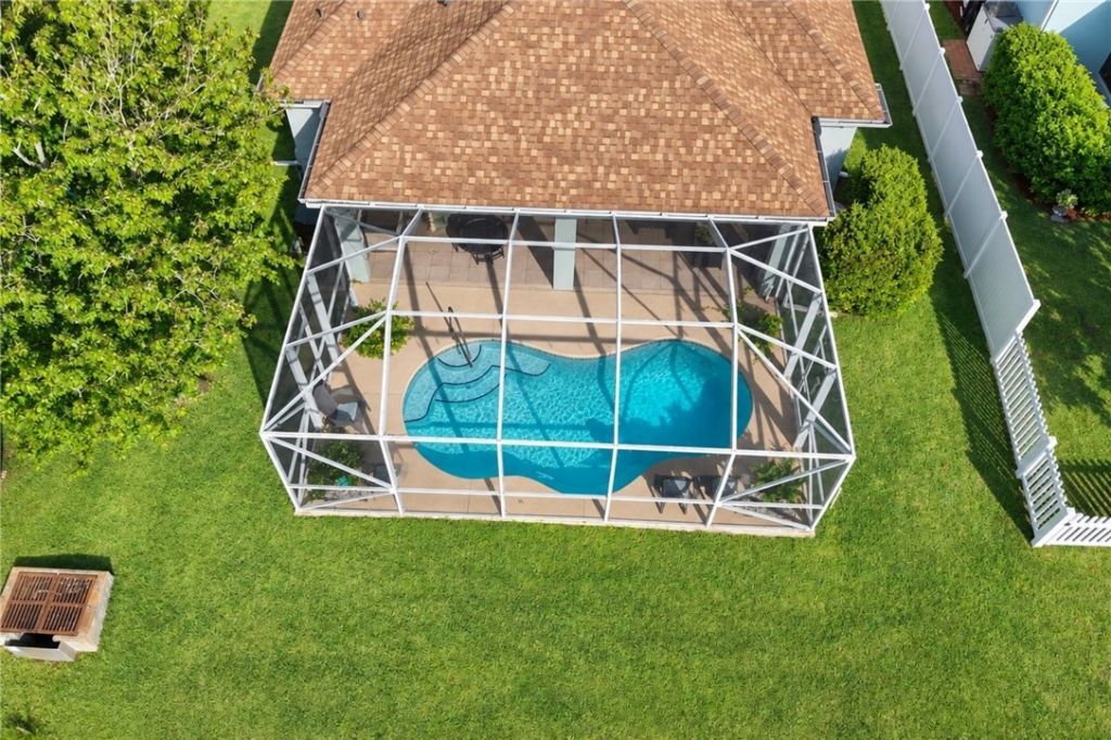 107 Morgan Circle , Sebastian, FL 32958 Photo