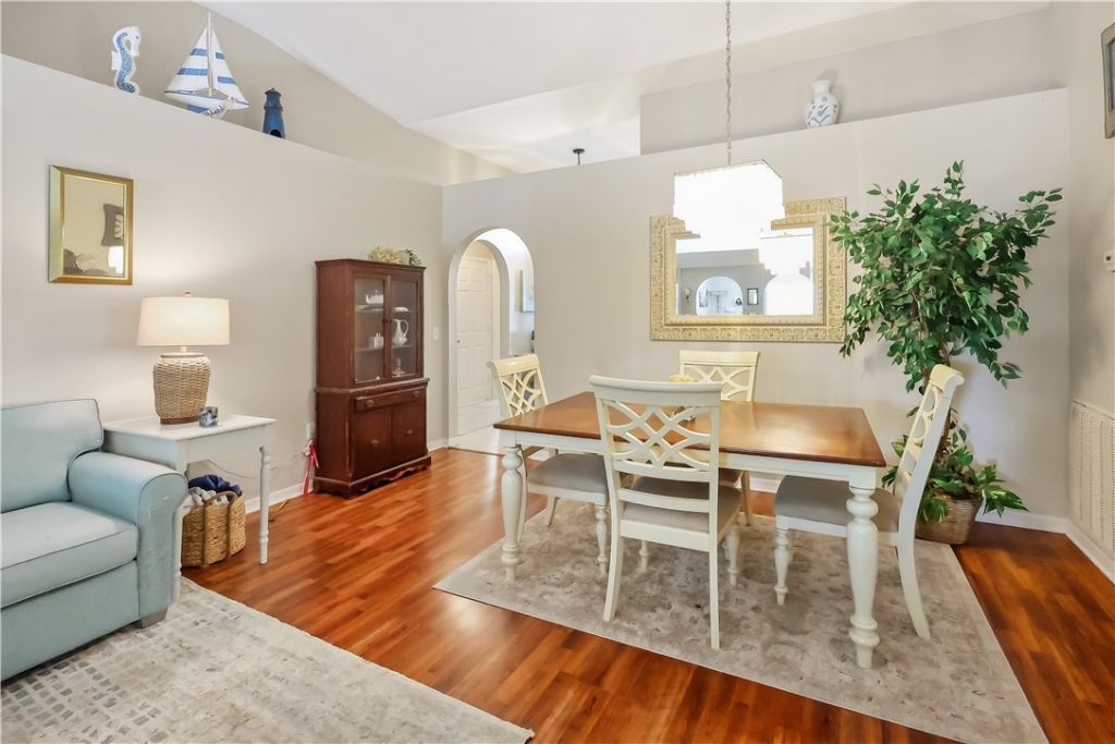 107 Morgan Circle , Sebastian, FL 32958 Photo