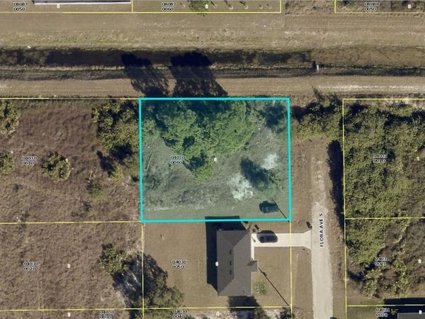 4700 FLORA AVENUE S, LEHIGH ACRES, FL 33976