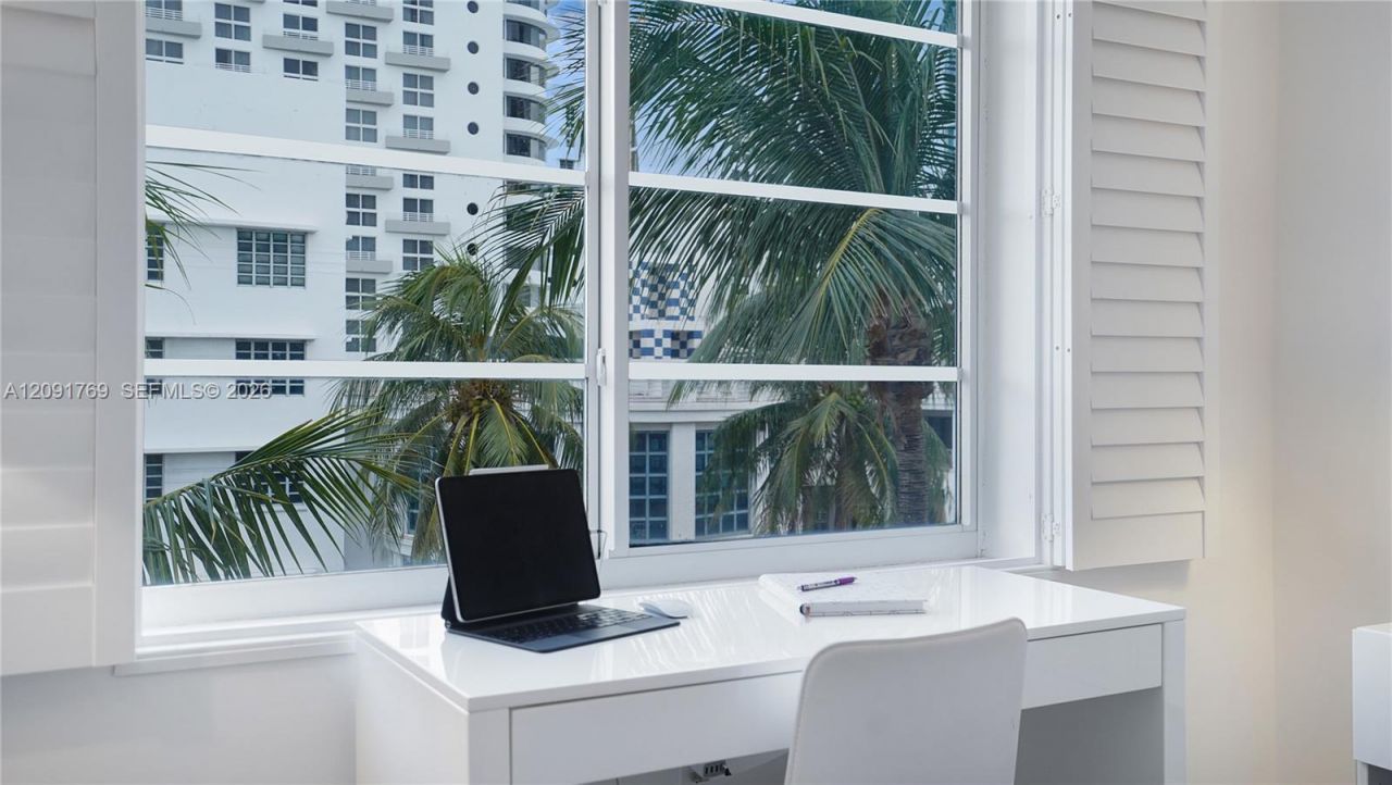 1460 Ocean Dr , Unit 407, Miami Beach, FL 33139 Photo