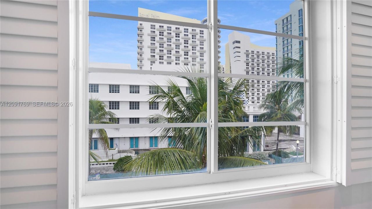 1460 Ocean Dr , Unit 407, Miami Beach, FL 33139 Photo