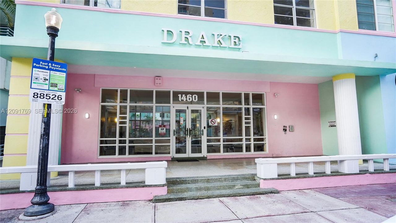 1460 Ocean Dr , Unit 407, Miami Beach, FL 33139 Photo