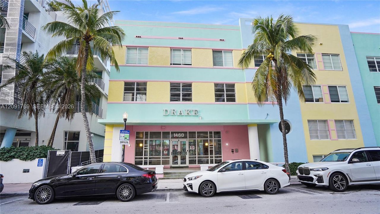1460 Ocean Dr , Unit 407, Miami Beach, FL 33139 Photo