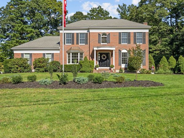 101 Diniz Drive, Raynham, MA 02767