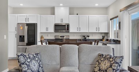 7709 Wandering Way, Reno, NV 89506 Photo