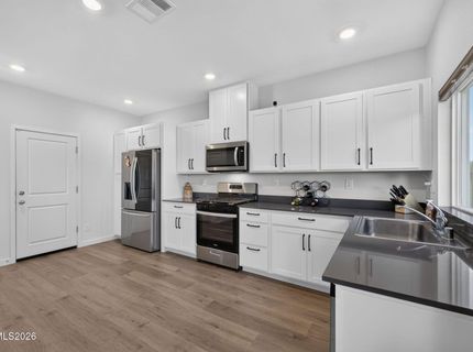 7709 Wandering Way, Reno, NV 89506 Photo