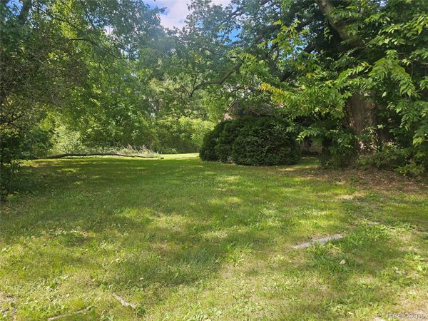 659 Boyd Street , Pontiac, Mi 48342