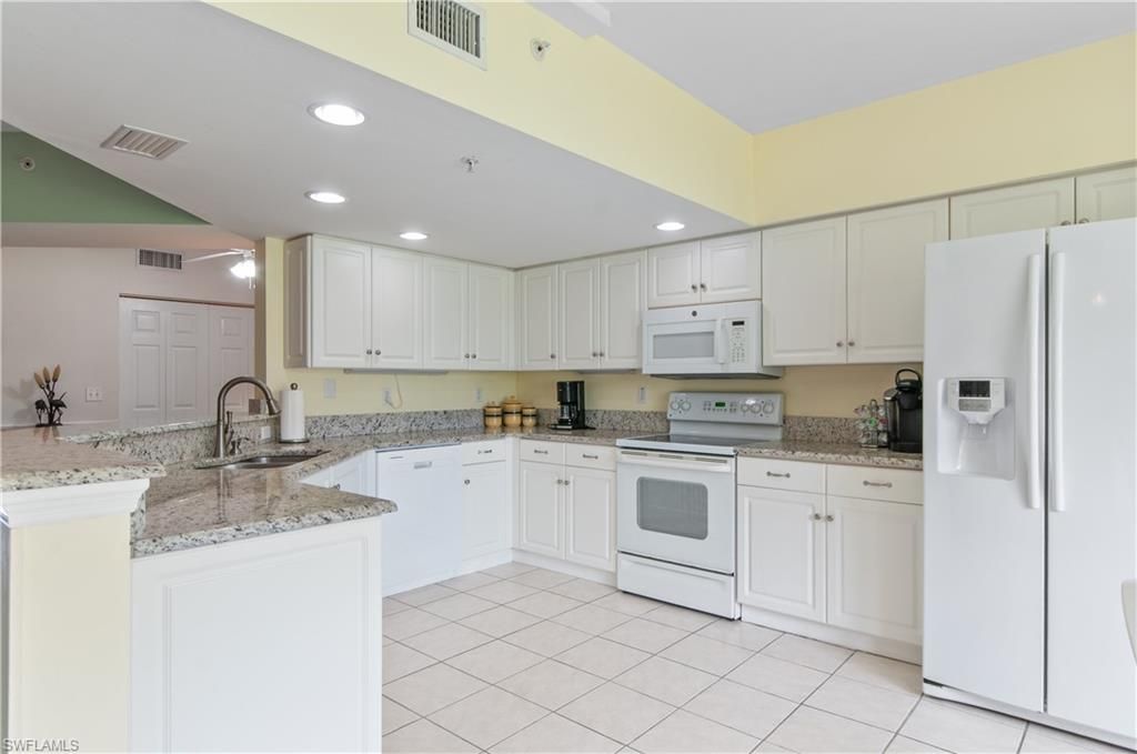 4040 Durango Ct , Unit 207, Estero, FL 33928 Photo