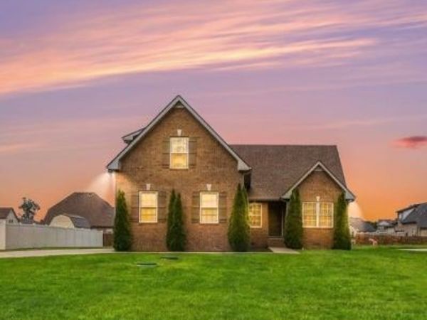 8041 Manchester Pike, Murfreesboro, TN 37127