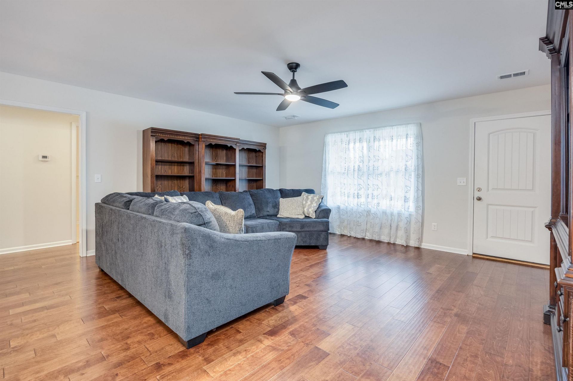 3255 Oleander Drive Photo 6