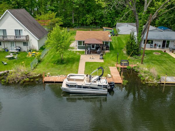 12079 Nevas Lane, Shelbyville, MI 49344