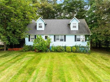 149 Rikers Beach Road , Oswego, NY 13126