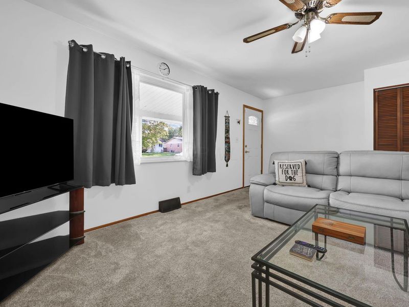 81 Fieldpoint Road, Heath, OH 43056 Photo 9