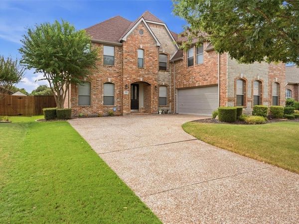 4214 Calloway Drive, Mansfield, TX 76063