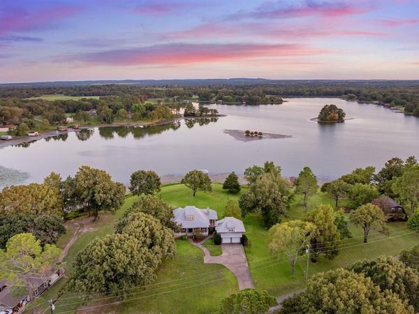 8155 E Lake , Murchison, TX 75778