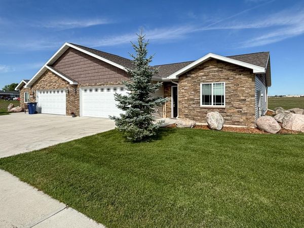 1615 30th Street NW, Unit 17, Bemidji, MN 56601