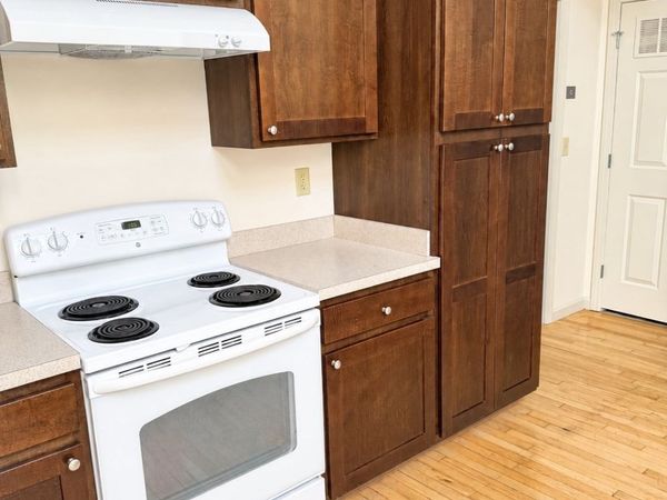 24 Main St, Unit 203, Westfield, MA 01085