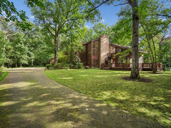 3135 Shagbark Lane , Long Grove, IL 60047