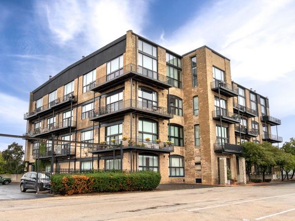 2614 N Clybourn Avenue, Unit 306, Chicago, IL 60614
