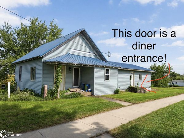 126 Main Street, Martinsburg, IA 52568
