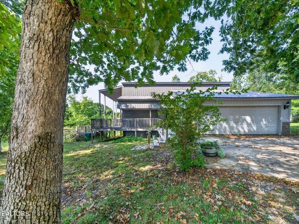 104 Mena Lane, Crossville, TN 38572