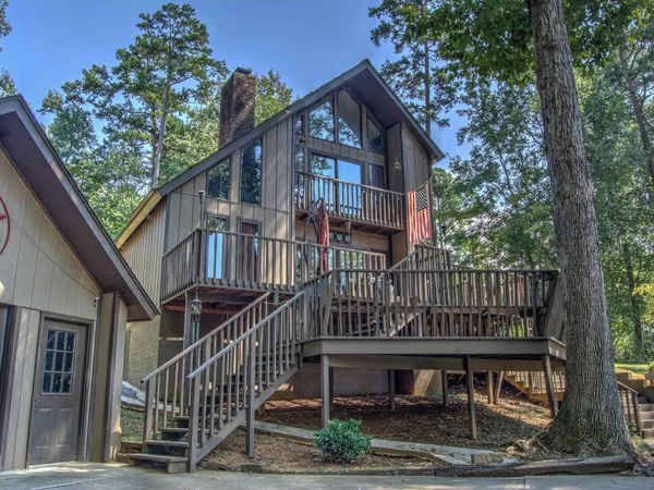453 Cherokee Road, Scottsboro, AL 35769