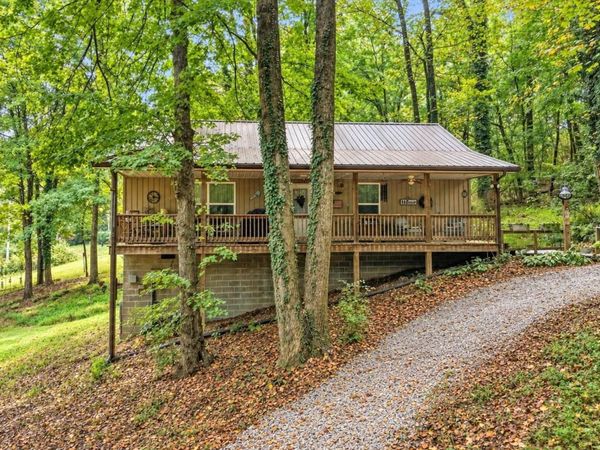 134 McKinney Rd , Harriman, TN 37748