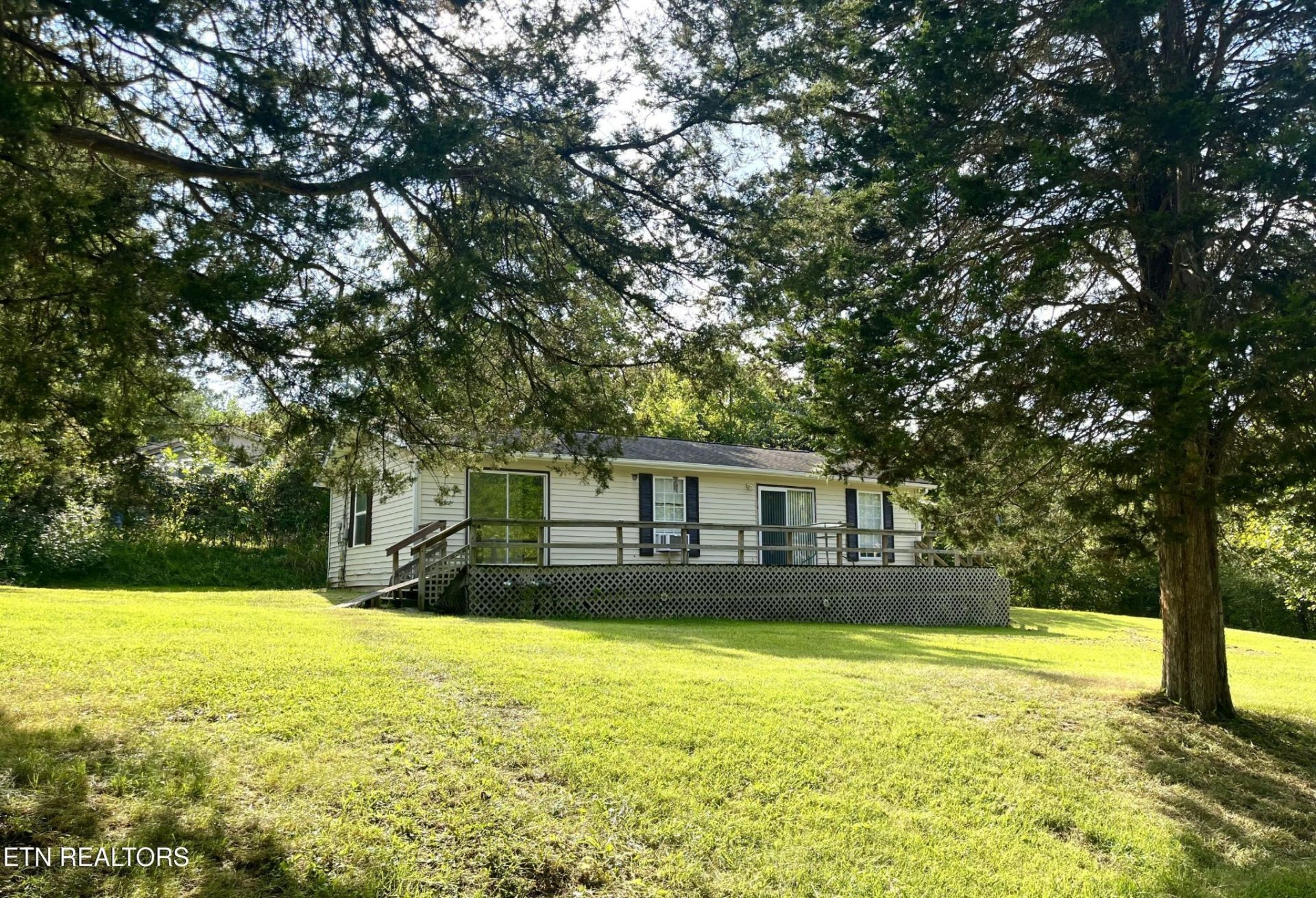 672 Raccoon Valley Rd , Maynardville, TN 37807 Main Photo