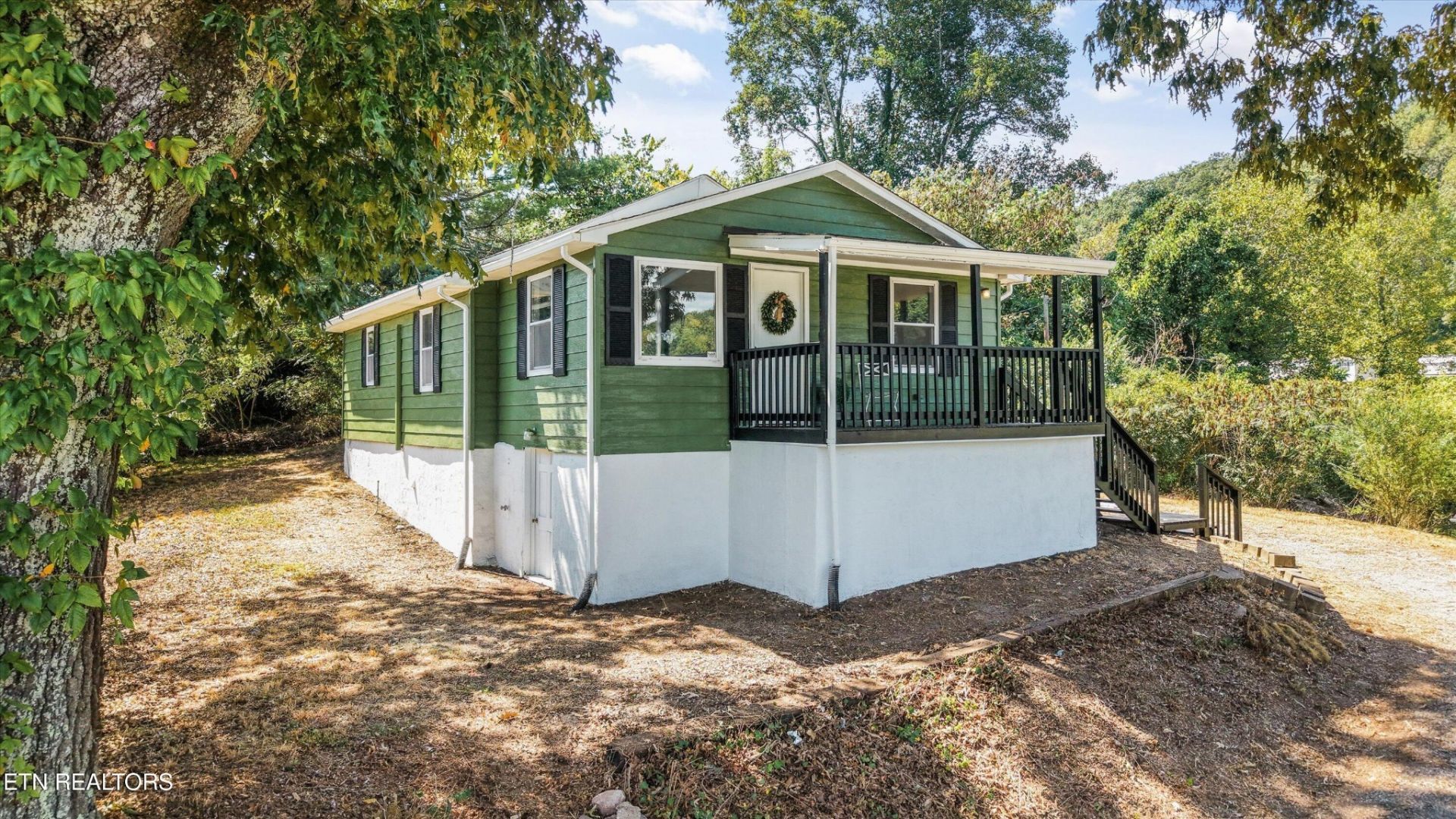 615 Butler Mill Rd , Oliver Springs, TN 37840 Main Photo