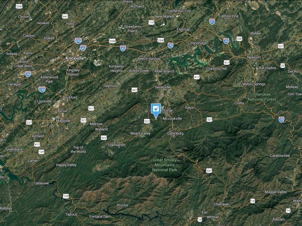 3020 Cloudburst Dr , Sevierville, TN 37862