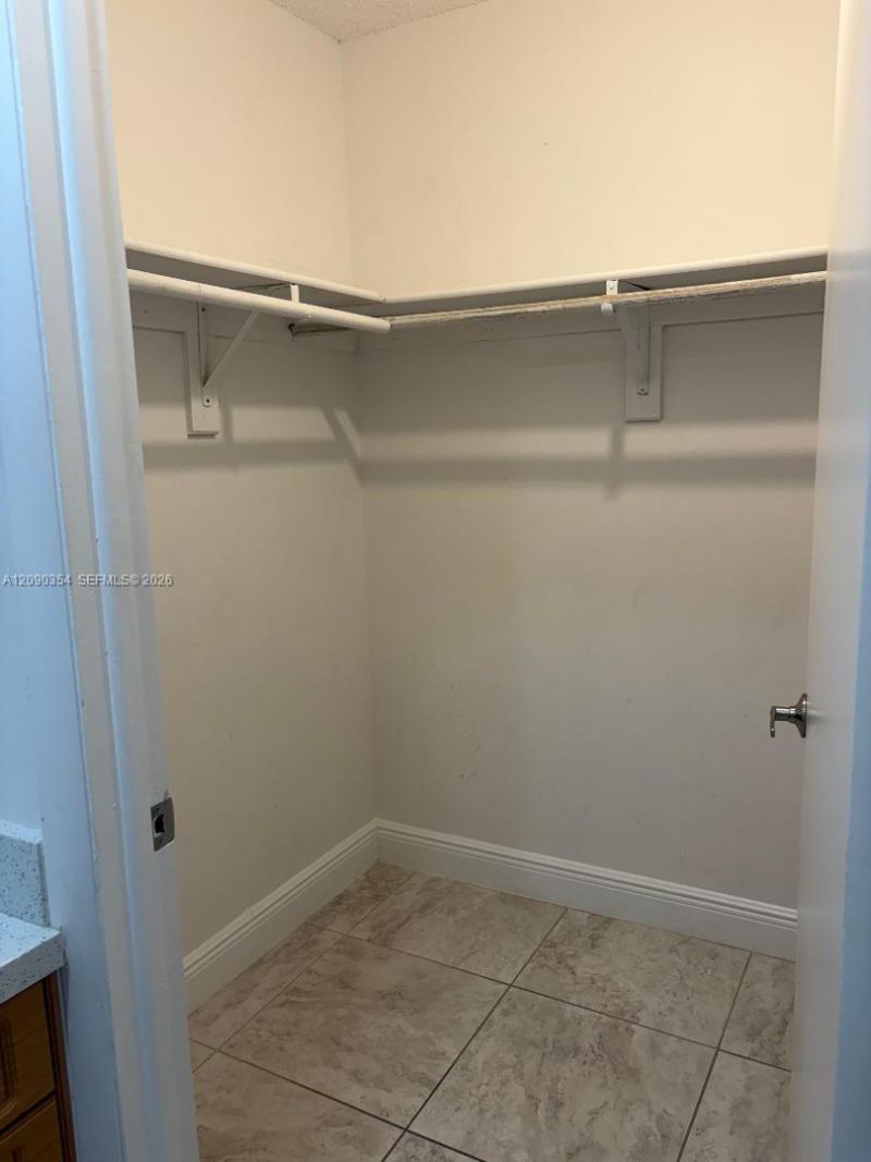 10975 SW 107th St, Unit 313, Miami, FL 33176 Photo