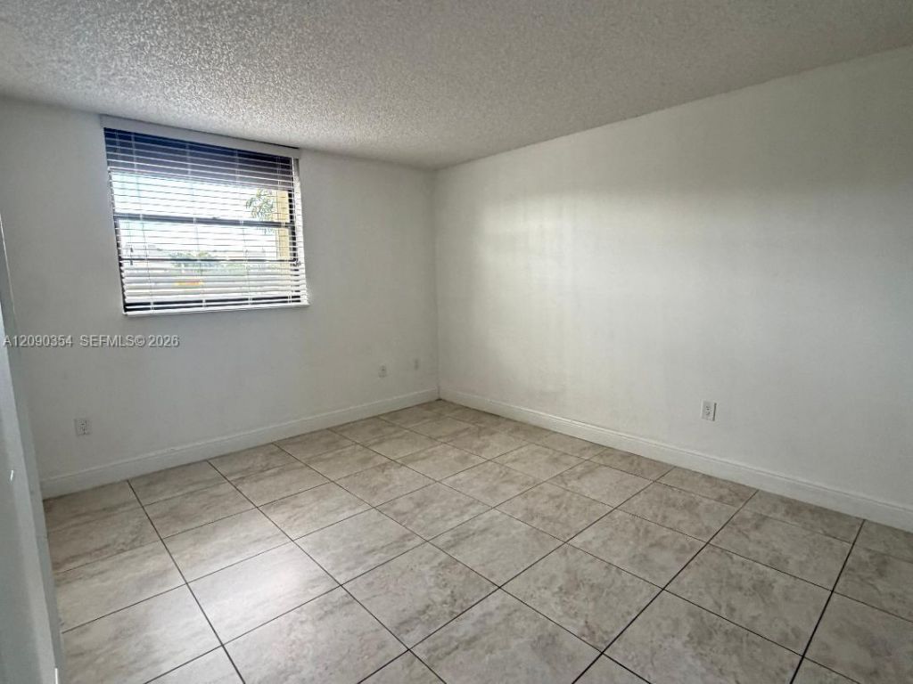 10975 SW 107th St, Unit 313, Miami, FL 33176 Photo