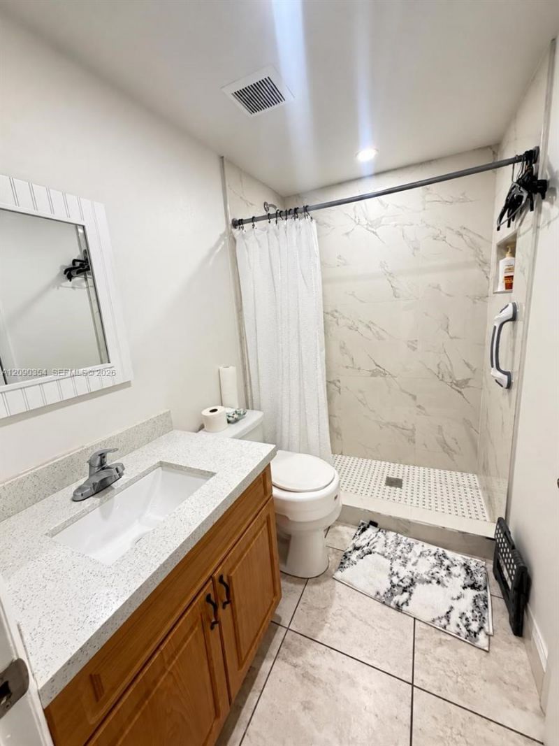 10975 SW 107th St, Unit 313, Miami, FL 33176 Photo